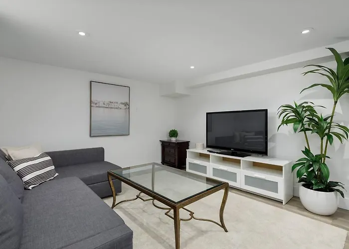Cozy Bsmt Suite Near Ubc, Kits, And Dt Vancouver